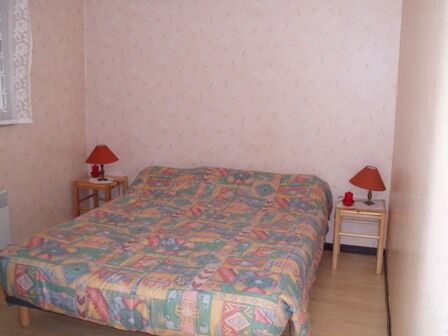 chambre-schmitt-argelesgazost-HautesPyrenees.jpg