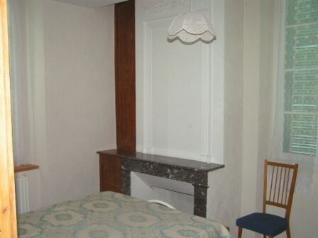 chambre-vignesmarc4-laubalagnas-HautesPyrenees