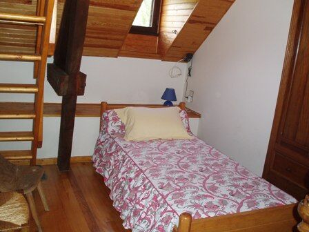 chambre1-baapuyoulet-saintsavin-HautesPyrenees
