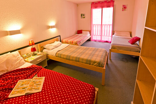chambre1-hameaurollot-bareges-HautesPyrenees