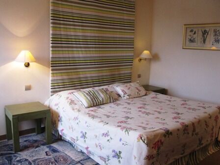 chambre1-hotelleviscos-saintsavin-hautespyrenees