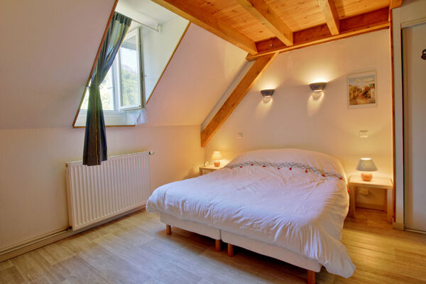chambre1-lamunia-saligos-HautesPyrenees