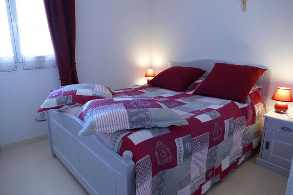 chambre1-lepine-argelesgazost-HautesPyrenees