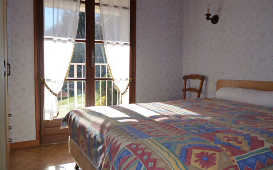 chambre1-soubercazes-sazos-HautesPyrenees