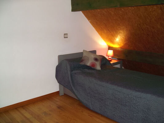 chambre2-theil-esterre-HautesPyrenees