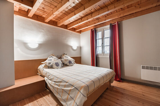 chambre2-catelan-arrensmarsous-HautesPyrenees
