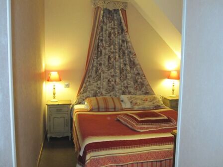 chambre2-hotelleviscos-saintsavin-hautespyrenees