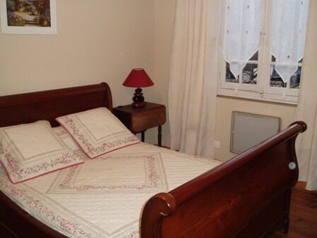 chambre2-longo-argelesgazost-HautesPyrenees
