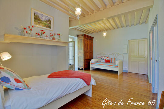 chambre2-sarthe-arrasenlavedan-HautesPyrenees