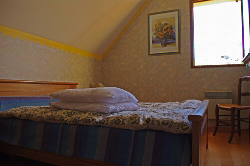chambre3-blanc-argelesgazost-HautesPyrenees