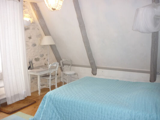 chambre4-dubie-arrensmarsous-HautesPyrenees