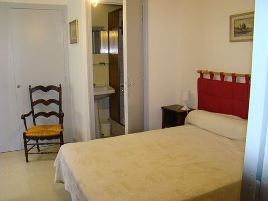 chambre4-garderes-gedre-HautesPyrenees