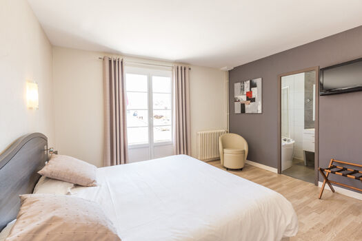 chambre4-lescimes-argelesgazost-HautesPyrenees