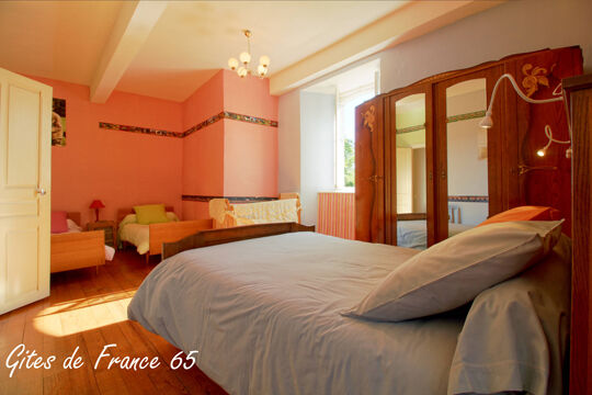 chambre5-sarthe-arrasenlavedan-HautesPyrenees