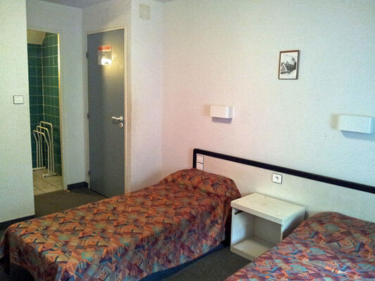 chambre6-hameaurollot-bareges-HautesPyrenees