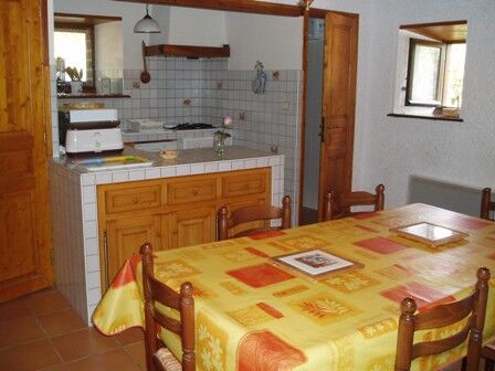 cuisine-baapuyoulet-saintsavin-HautesPyrenees