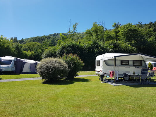 emplacement2-campingdulac-arcizansavant-HautesPyrenees