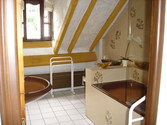 heres-salledebain-argelesgazost-HautesPyrenees