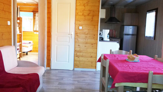 interieurchalet-campingdulac-arcizansavant-HautesPyrenees