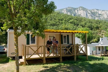 mobilhome-campinglachataigneraie-agosvidalos-HautesPyrenees.jpg
