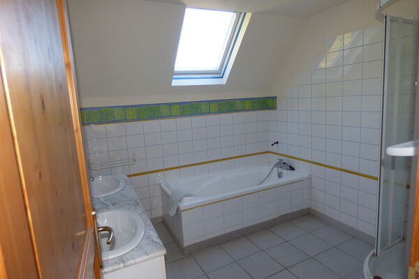salledebain-valentin-ayzacost-HautesPyrenees