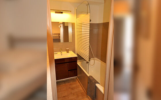 salledebain1-midan-bareges-HautesPyrenees