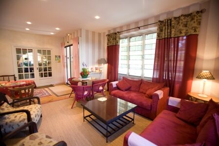 salon-hotelbonrepos-jarno-argelesgazost-HautesPyrenees.jpg