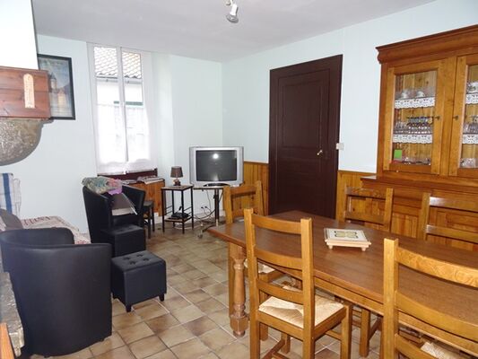 salon-salleamanger-matheu-argelesgazost-HautesPyrenees.jpg