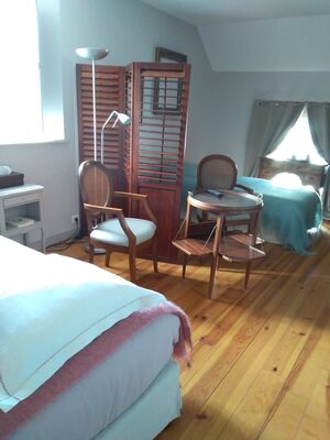 HLO53 - chbres dhotes - cote jardin - ste-Suzanne