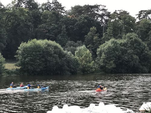 canoes famille rivière détente mayenne ménil
