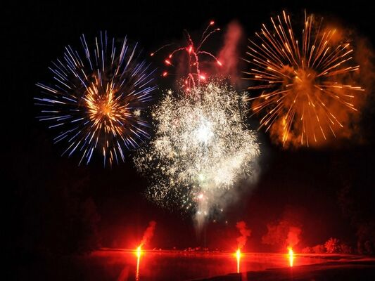 Feu d'artifice à Orbec