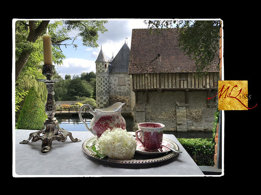 Manoir de Livet / Saint Germain de Livet - vue sur le château