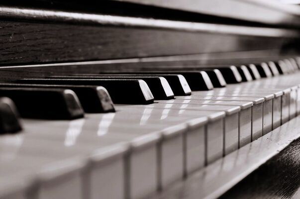 piano-21
