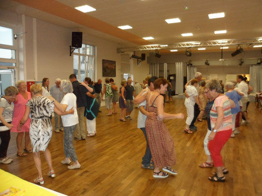 2019-initiationdansesbretonnes-plouhinec