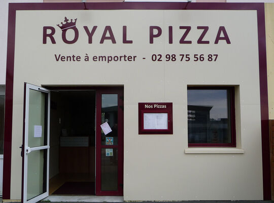 Façade Royal Pizza 1