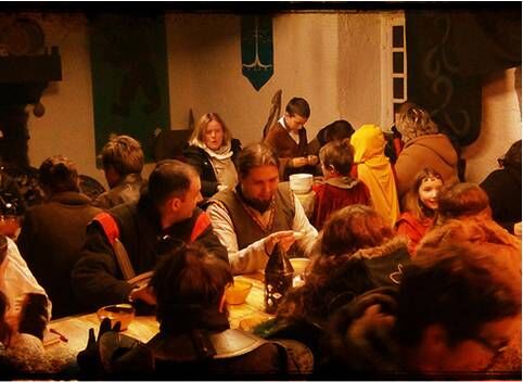 camp du dragon repas auberge
