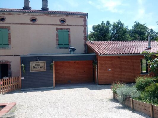 Chez Gabriel Resto guinguette Lacourt Saint Pierre