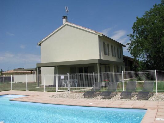 Grand gîte - piscine