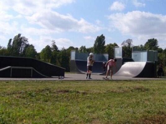 skatepark de bressols activite sportives montauban skate park