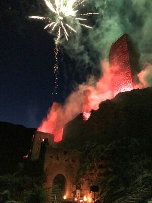 feux chateau usson