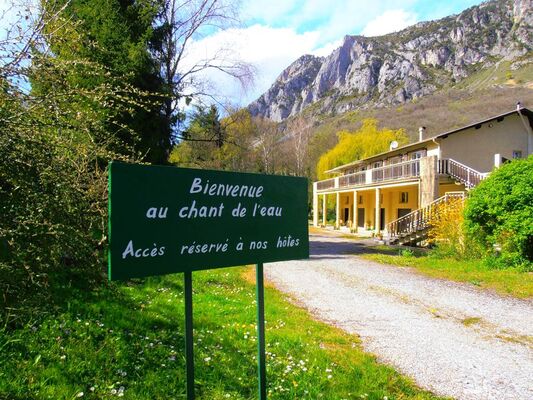 Chambres d'Hôtes "Al Cant de l'Aïga" à Tarascon sur Ariège