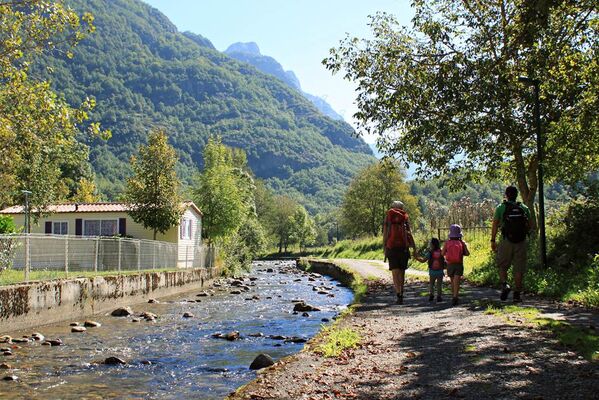camping les ioules à orlu