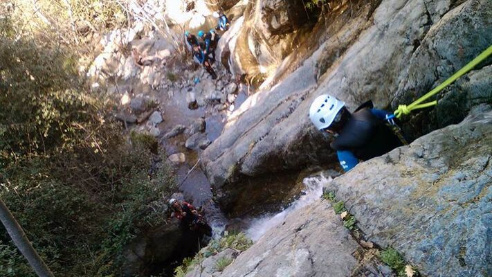 Canyon d'eau chaude Bureau des Guides