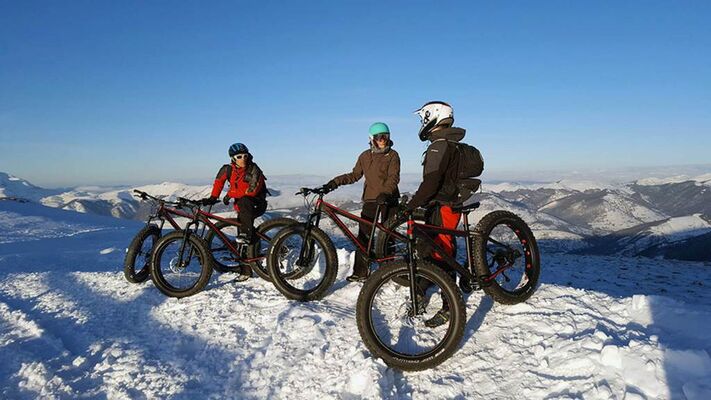 Fat bike à Ax 3 Domaines avec le Bureau des Guides