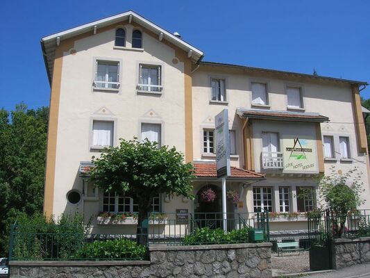 hôtel la grande cordée à ax les thermes