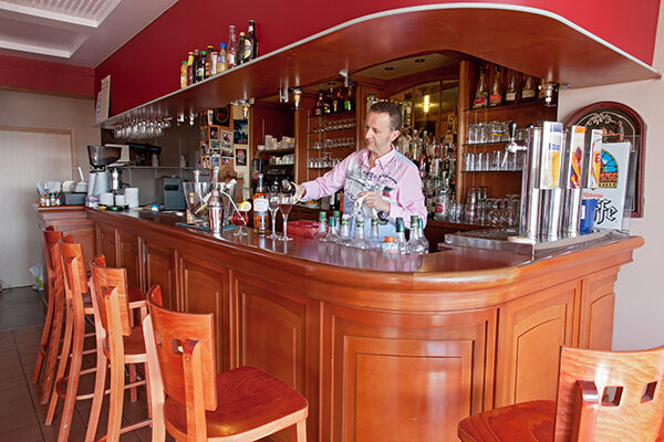 bar-hotel-les-voygeurs-ile-yeu-629
