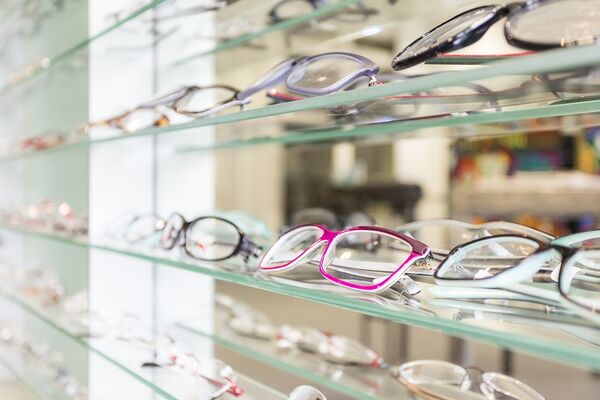 glass-3097577-960-720-255324