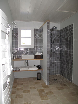 salle-de-bain-villas-du-port-ile-yeu-888