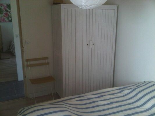 15chambregrandlitarmoire-114616