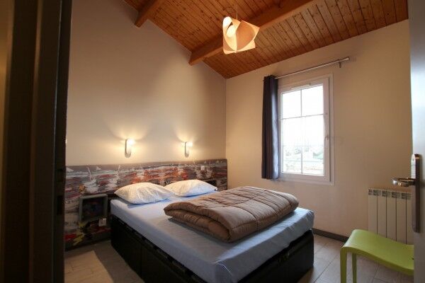 chambre-adulte-lit-double-132740